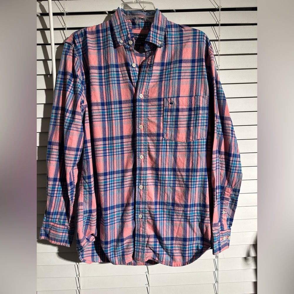 🧥 Crown & Ivy Plaid Button-Down Shirt | Classic Fit | Small
